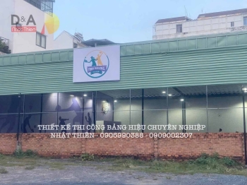 Bảng khung sắt căng bạt hiflex